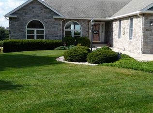 6471 Greenbriar Cir, Chambersburg, PA 17202