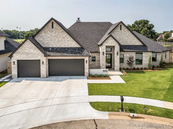 3016 E 103rd Pl, Tulsa, OK 74137