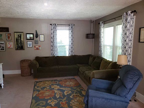 4th image of 701 5th Ave E