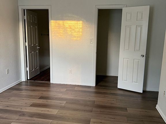 3rd image of 1700 Fred St