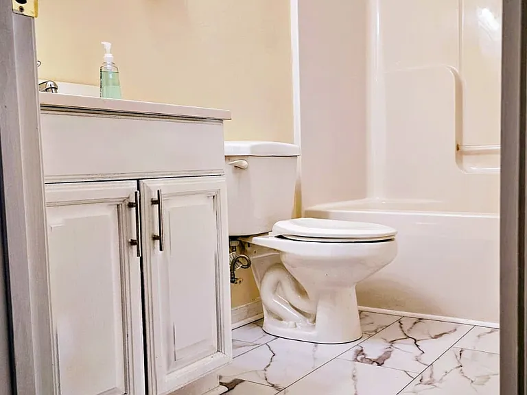 Master Bathroom #1