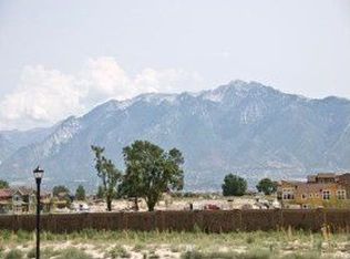 3924 Bethpage Ct, South Jordan, UT 84095