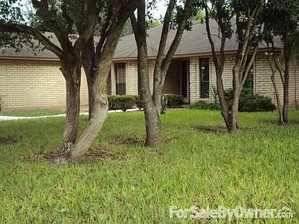 FRONT YARD
						:
						Mature Trees with spacious yard