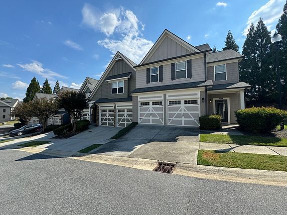 3rd image of 309 Old Stable Dr