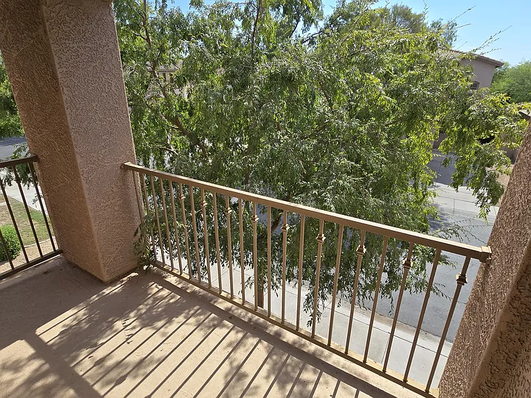 1051 S Maverick St — Photo 27