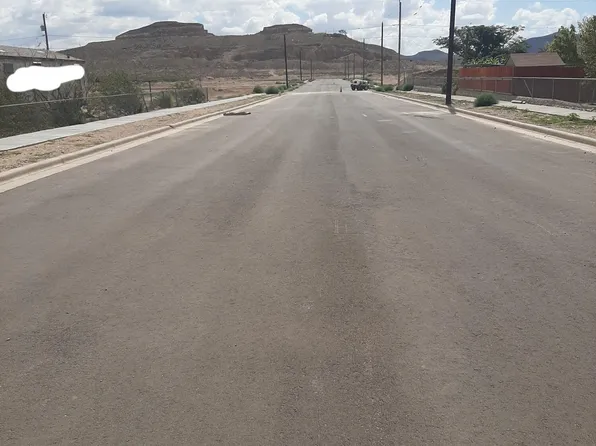 Tamara Dr, El Paso, TX 79938