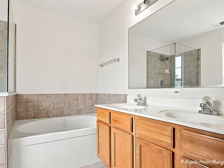 10570 Wing Pointe Dr — Photo 25