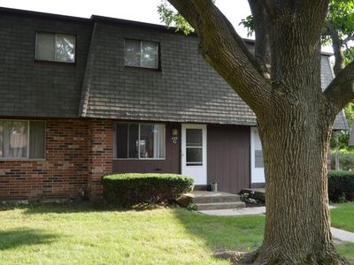 1106 Fleetfoot Dr, Waukesha, WI, 53186
