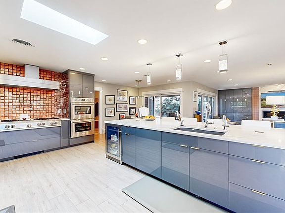 2nd image of 463 Locust Street