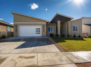 1910 Cuchara Dr, Pueblo, CO 81001