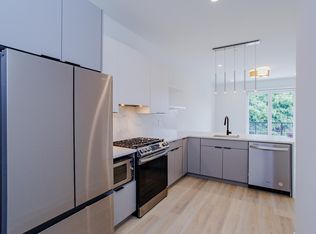 3821 N Ashland, Chicago, IL 60613