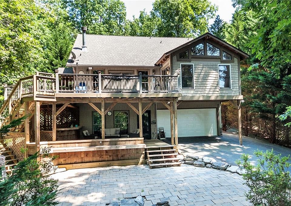 1st image of 180 E Cove Dr