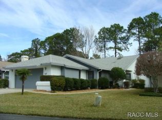 1 W Medinah Dr, Homosassa, FL 34446