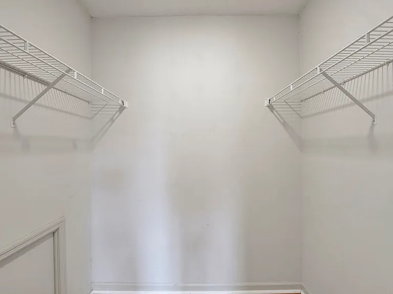 128 Saint Ives Dr — Photo 20