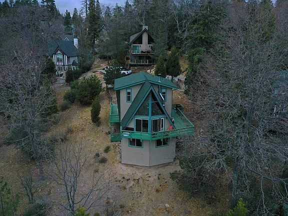 2nd image of 27508 Cedarwood Dr