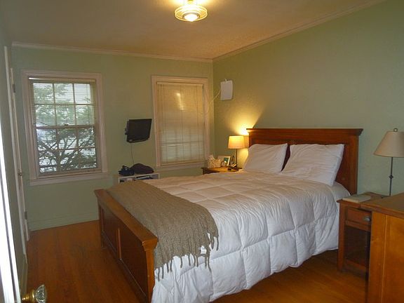 5th image of 341 N Charlotte St