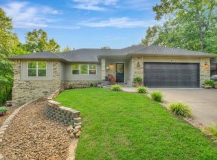 4 Blenheim Ln, Bella Vista, AR 72714