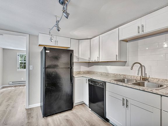 5th image of 617 Manitou Ave #1