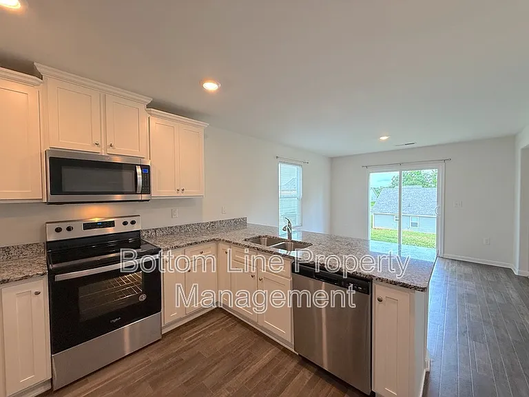 169 Wellshire Dr — Photo 8