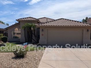 929 N Quail Ln, Gilbert, AZ 85233