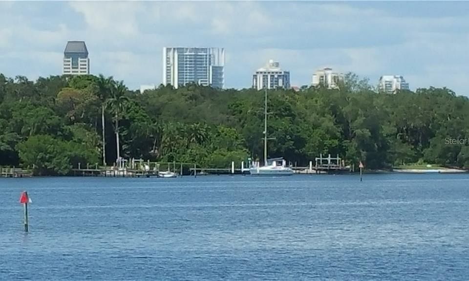 1st image of 249 Pompano Dr SE APT A