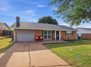 1607 Karen Ln, Iowa Park, TX 76367