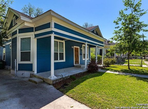 2nd image of 128 Panama St