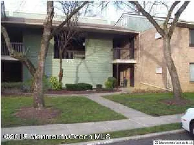 225 Medford Ct Unit H photo 1