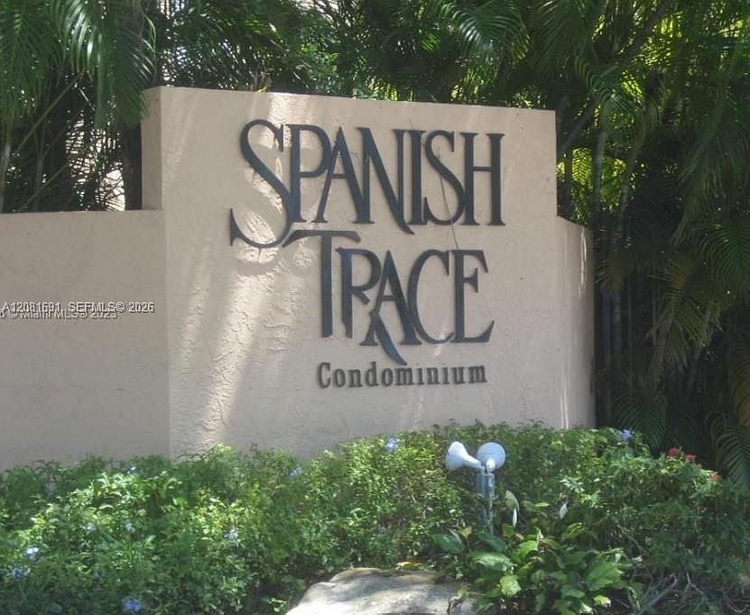 1st image of 10818 N Kendall Dr APT R28