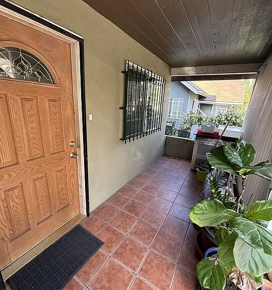 3055 W 12th Pl — Photo 12