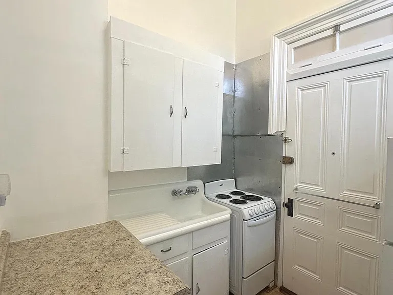 203 S Prospect St #2 — Photo 8