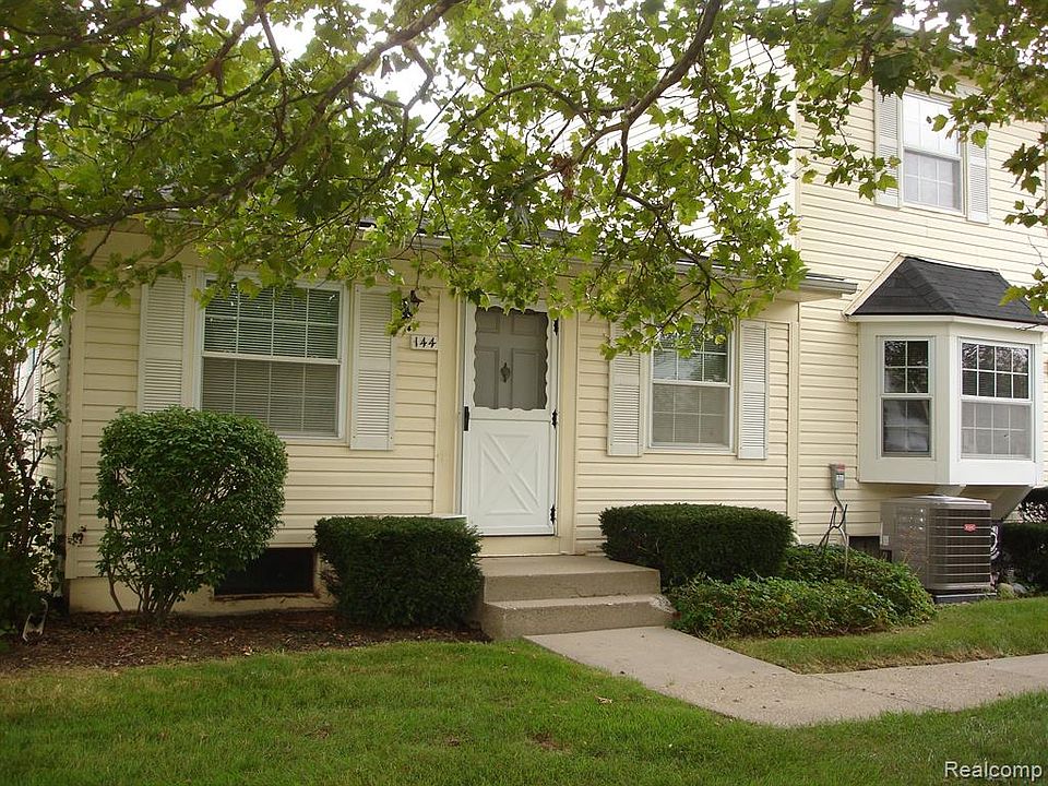144 Lake Village Dr 6, Walled Lake, MI 48390 Zillow