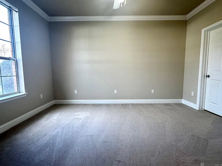900 Dean Lee Dr #206 — Photo 12