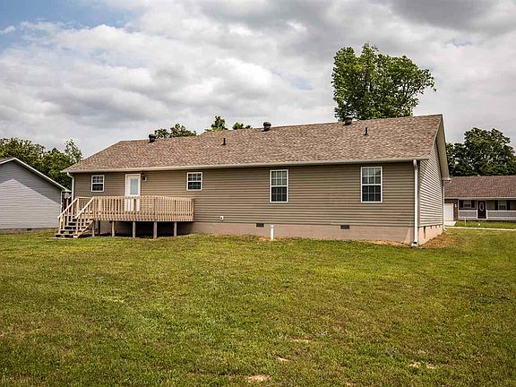 5th image of 318 Murfield Dr