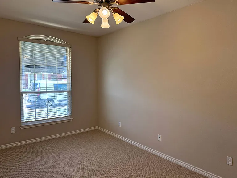 3 Johnny Ct — Photo 12