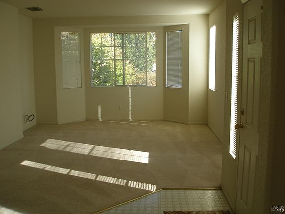 2nd image of 119 Cedar Ridge Court