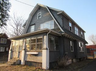 57 Elm St, Chicopee, MA 01013