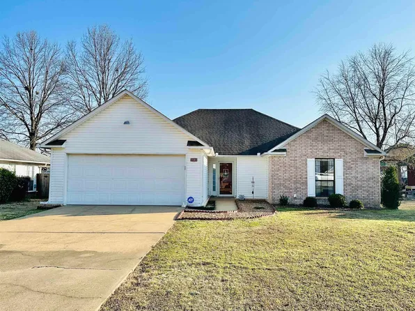 2105 Sandbrook Dr, Jonesboro, AR 72404
