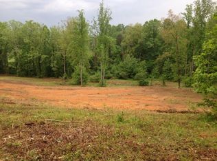 425 Grace Hills Dr, Blountville, TN 37617