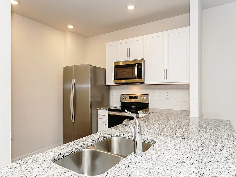48 Center Grande Rd — Photo 5
