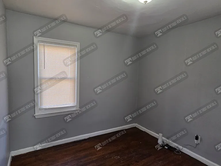 9310 Fielding St — Photo 10