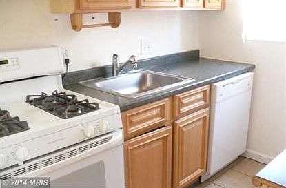 4th image of 4422 Hallet St