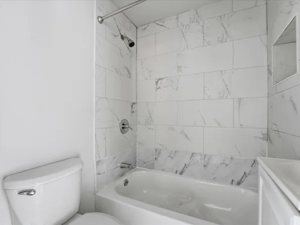 335 47th Street image 16 of 19