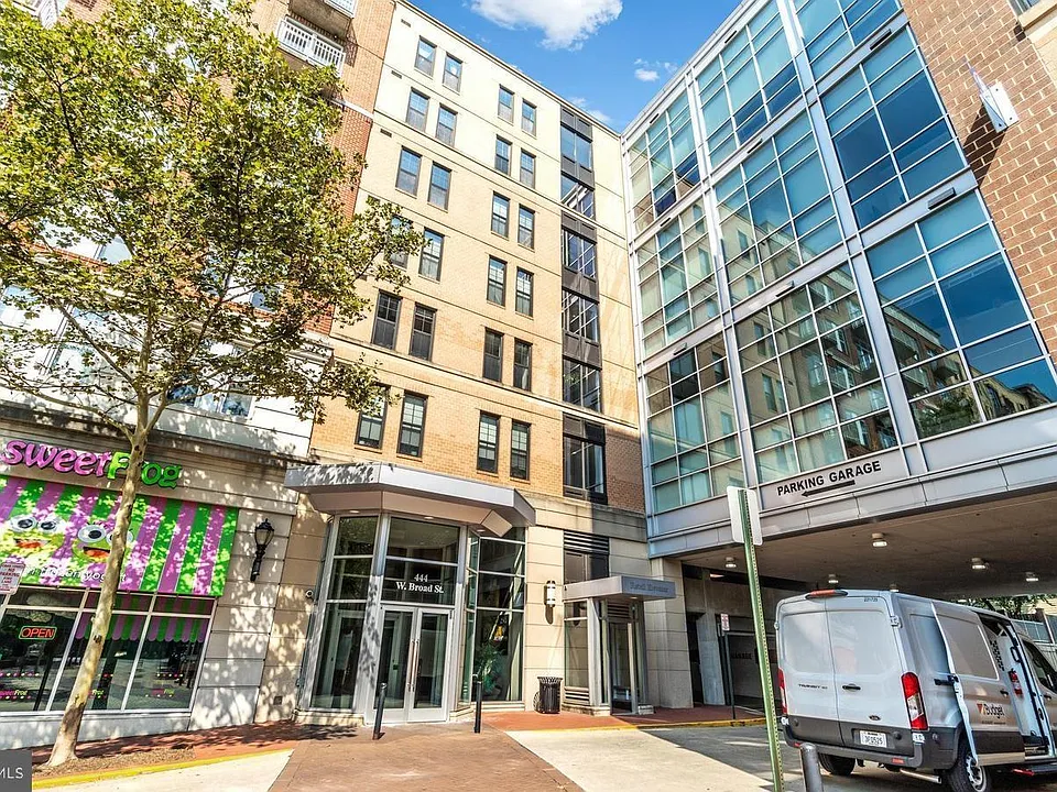 444 W Broad St #530