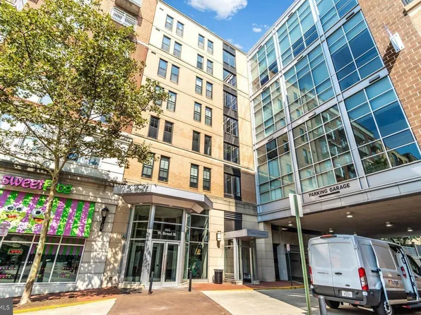 444 W Broad St Unit 530, Falls Church, VA 22046