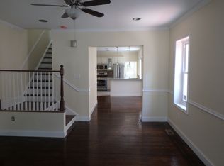 6833 Chew Ave, Philadelphia, PA 19119