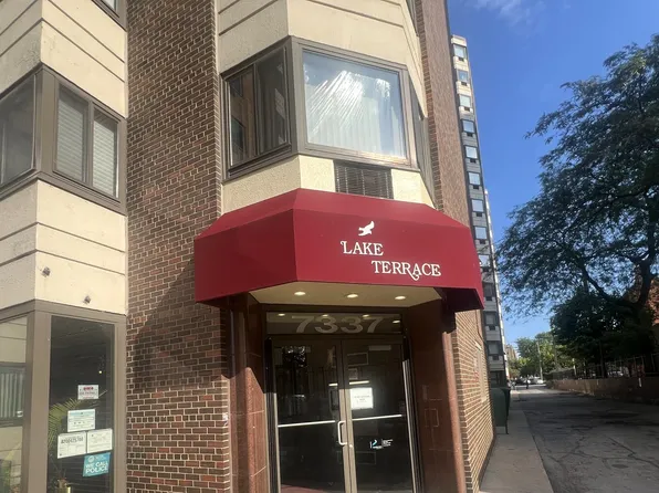 7337 S South Shore Dr APT 519, Chicago, IL 60649
