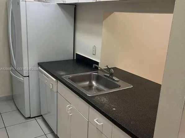 9712 Hammocks Blvd #20230, Miami, FL 33196