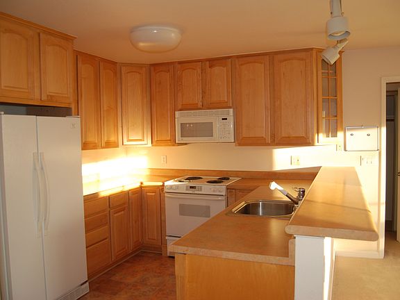 5th image of 509 Sierra Vista Ave APT 6