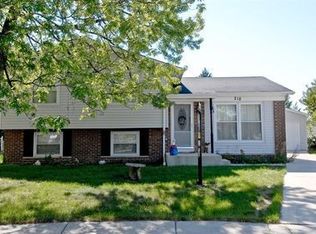 218 Westley Ct, Bolingbrook, IL